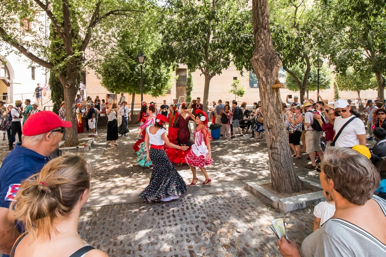 Segowia i Toledo: Alkazar oraz opcjonalnie katedra i lunchWycieczka z placu Las Ventas