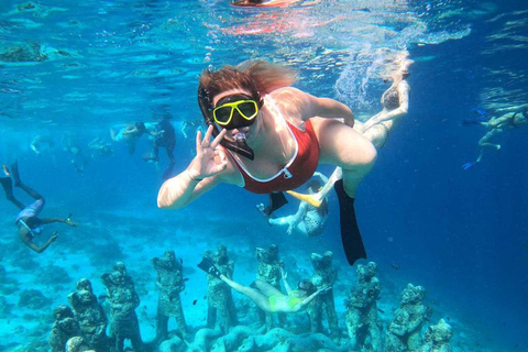 Gili Islands : Snorkelling Trip by Glass Bottom Boat Gili Trawangan : Snorkelling trip & Sunset tour