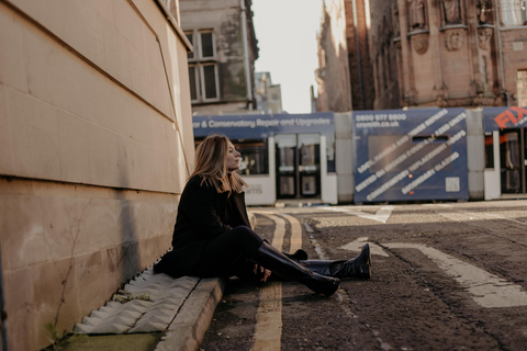 Edinburgh: Scenic Photo Walk with Professional Photographer