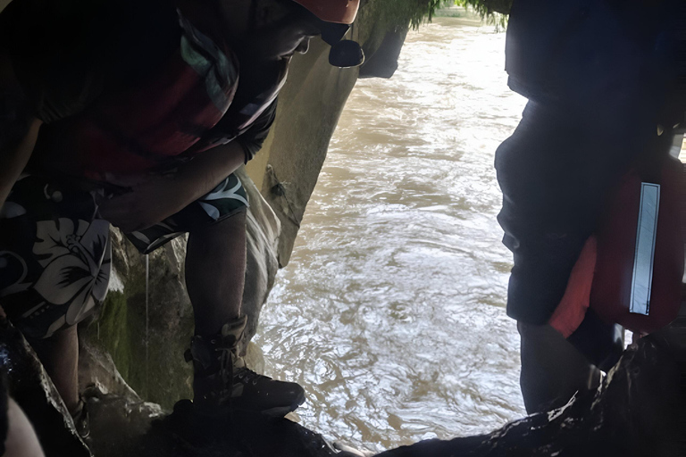 MEDELLIN: RAFTING RIO CLARO + CONDOR CAVE