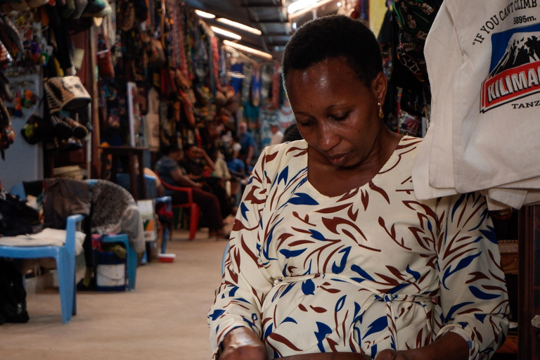 Arusha : Maasai Market Guided Tour