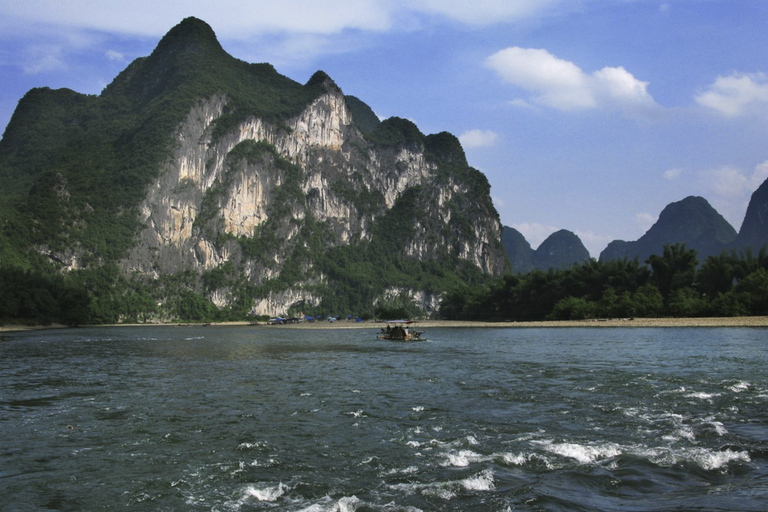 Guilin: Join a group Li river cruise biking west street tour