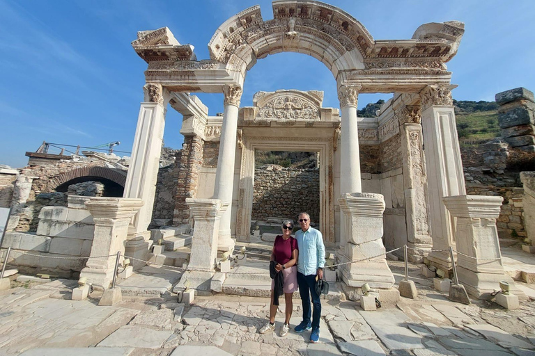 For Cruisers: Ephesus, Selçuk & Street Food Tour with Guide
