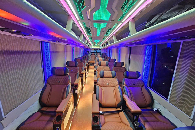 Hanoi: Ha Long Bay Luxury Day Cruise with Limousine & Buffet Luxury Cruise – Pick Up at Ha Long Port Meeting Point