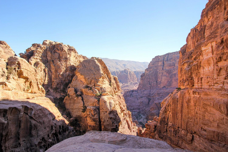 من عمّان: شهر عسل في الأردن لمدة 4 أيام مع رحلة رومانسية