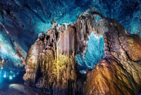 Dong Hoi、Paradise Cave、Phong Nha洞窟ツアー＆ランチから - Housity