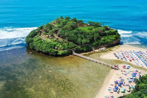 Yogyakarta: Pindul Cave Tubing & Drini Beach Coastal Tour