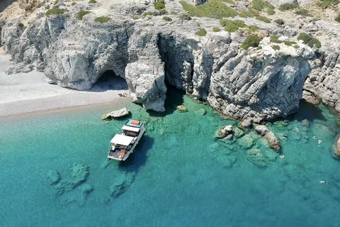 Rhodes: Anthony Quinn, Ladiko and Caves All-Inclusive Cruise