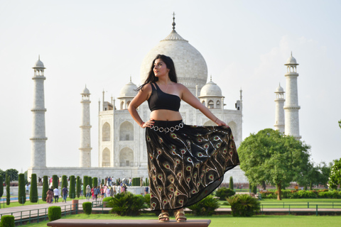 Mathura: Baby Taj, Agra Fort, and Dayal Bagh Private Tour