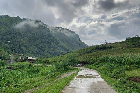 Desde Hanói: Recorrido en coche de 4 días por Ha Giang y vídeo editado