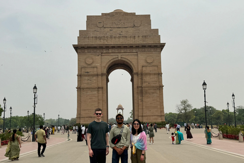 Delhi: Old and New Delhi Private Full or Half-Day Tour Full Day Tour with Guide Only - (Without Car & Driver)