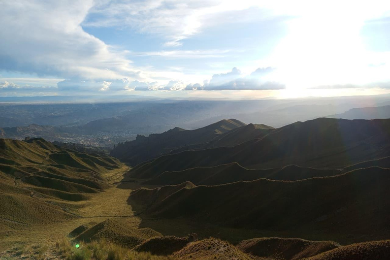 Exploring the Alaxpacha Viewpoint and the Valley of Souls
