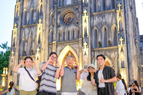 Hanoi: Tour di un giorno della città e spettacolo di marionette sull&#039;acquaTour di gruppo e spettacolo di marionette sull&#039;acqua