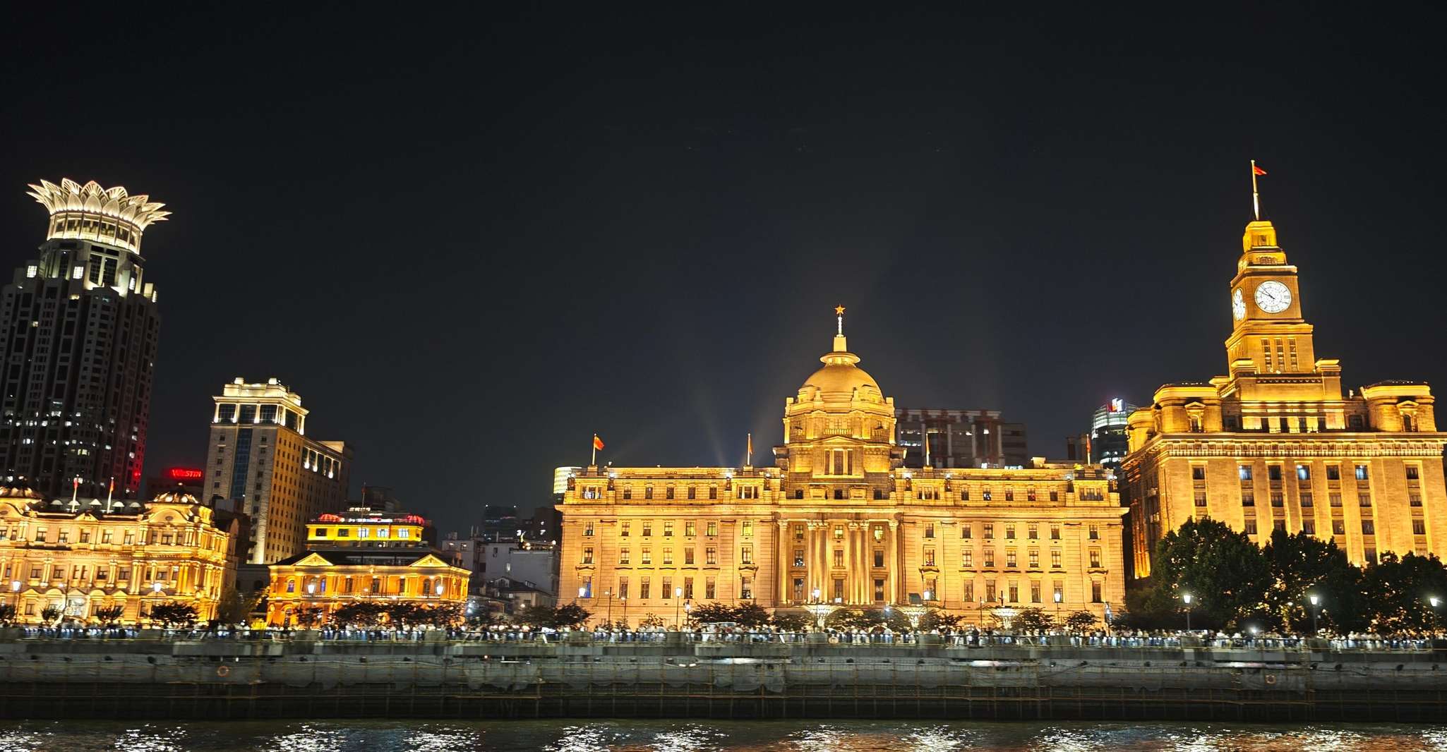 Shanghai: After Dark Dinner and Huangpu River Night Cruise photo 5