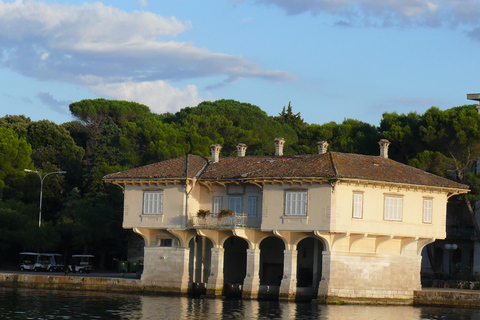 Pula: Red Island, Brijuni & Rovinj Full-Day Boat Cruise