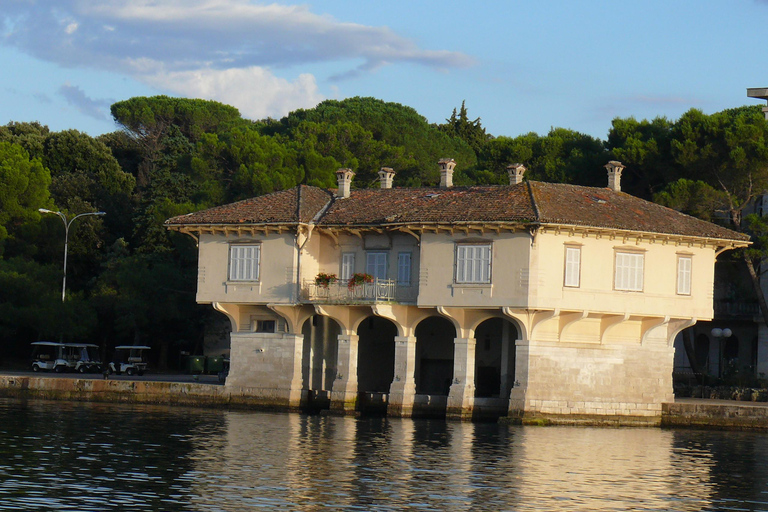Pula: Red Island, Brijuni & Rovinj Full-Day Boat Cruise