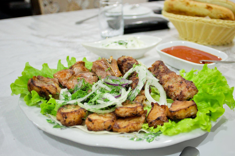 Flavors of Baku: Guided Food Tasting Tour with Tea Session