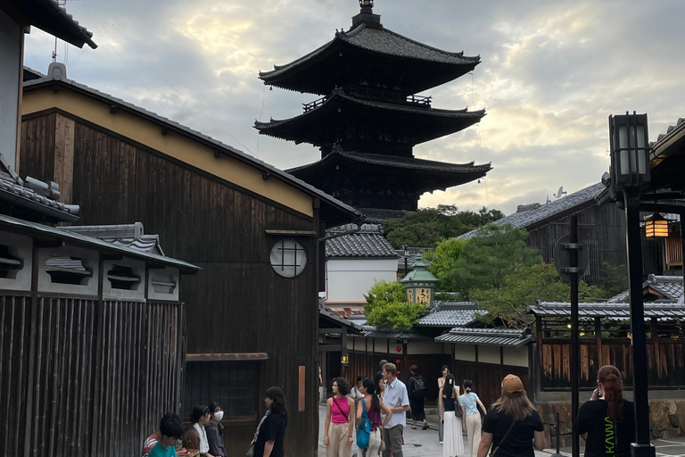 Kyoto Customisable Private Tour with a Local Guide