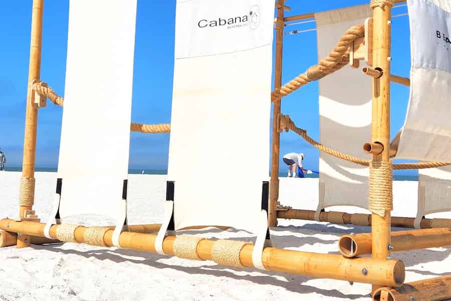Clearwater: Luxuriöse Bambus-Cabanas für Tagträumer. Foto: GetYourGuide