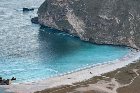 Salalah: West Side Private Tour with Off-Road Adventure