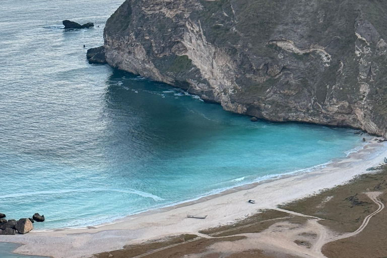 Salalah: West Side Private Tour with Off-Road Adventure