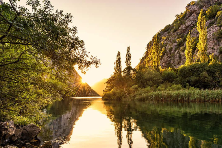 Omiš: 2-Hour Pirate Boat Journey to the Heart of the Canyon