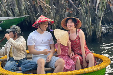Hoi An: Basket Boat, Lantern Making Class & Hoai River Ride