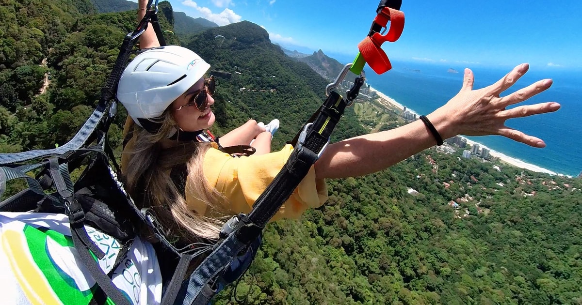 Paragliding in Rio de Janeiro, Brazil | GetYourGuide