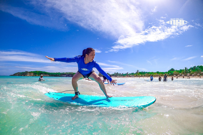 Punta Cana: Macao Surf Camp Private Surfing Lesson w/ Pickup