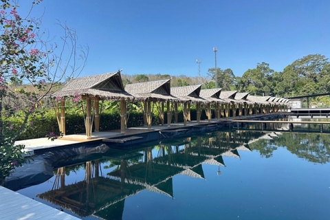 Khao Lak: Bamboe raften, olifanten voeren &amp; waterpark tour