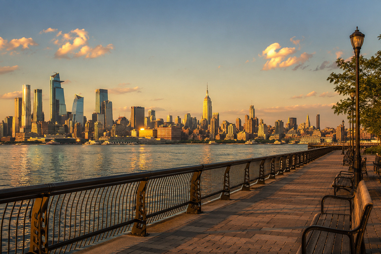 In NYC: Panoramic Sightseeing Tour by Air, Land, and Water Sightseeing Tour in Spanish