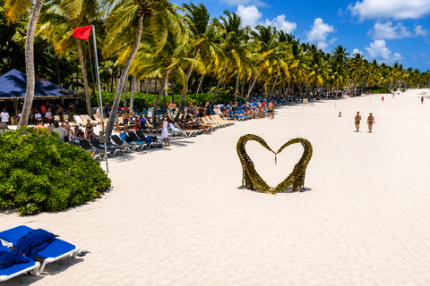 Punta Cana: Saona Island Full-Day Tour with Lunch VIP All Inclusive