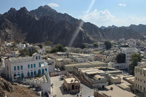 Muscat: Half-Day Guided City Tour with Hotel Pickup