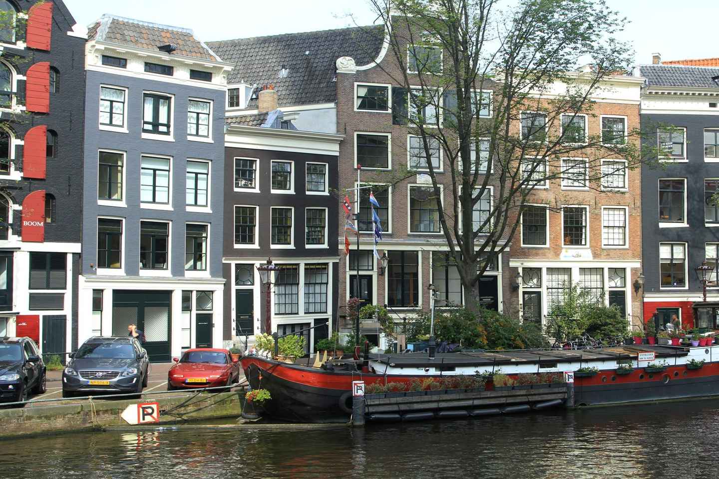 The True Story of Anne Frank's Diary Private Guided Tour