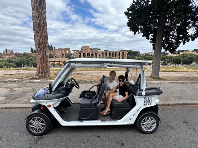 Roma: carrito de golf VIP, entrada sin colas a Trevi, helado y «supplì»