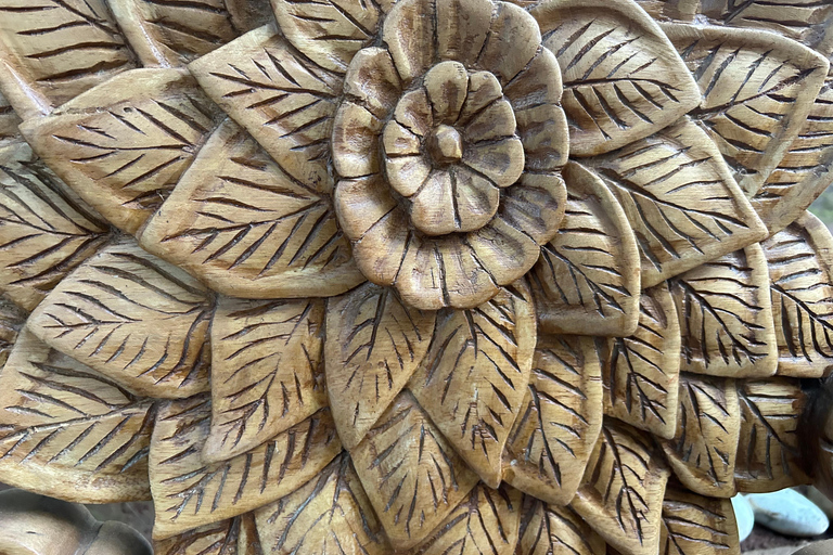 Entebbe/Kampala: Woodcraft Workshop with Expert Artisans