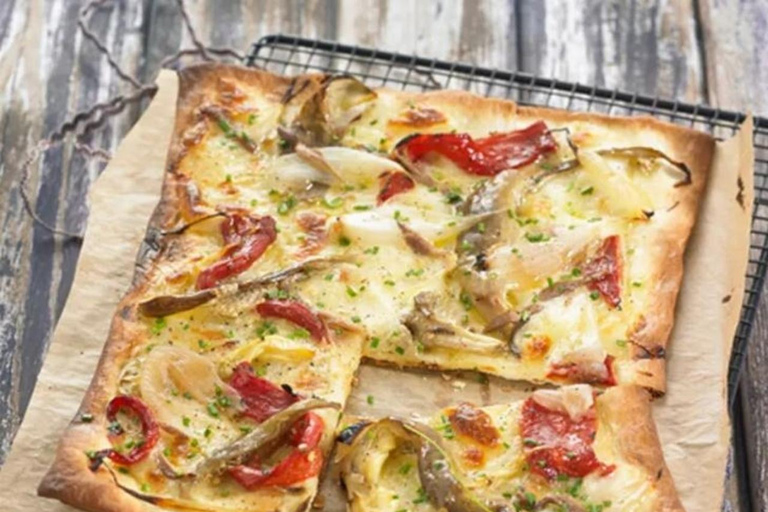 Palma de Mallorca : Best Street Food Tour With A Local Guide Palma de Mallorca: 3 Hours Private Food Tasting Walking Tour