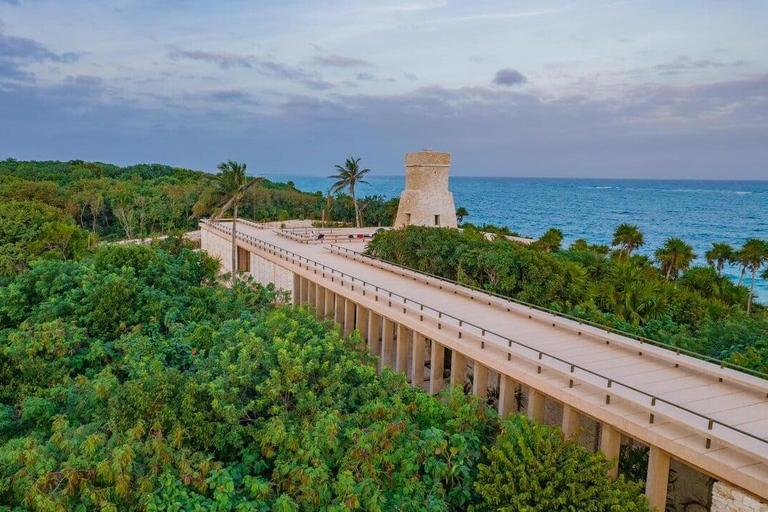 Tulum Archaeological Zone and Jaguar Park With Transfer and Lunch