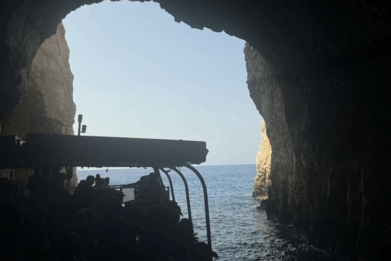 Zakynthos: Rejs dookoła wyspy i żółwie przez EuroskyWrak statku Blue Caves &amp; Turtles Island Ceri Caves