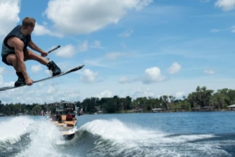 Teneriffa: Bootstour + Wakeboard + Schnorcheln + Brunch und mehr