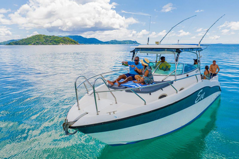 Noleggio barche private di lusso a Praslin, Seychelles