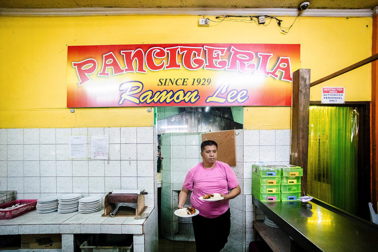 Manila: Binondo Bites Food Tour with 15+ Tastings