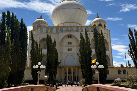 Bogotá: Jaime Duque Park and Aerospace Museum with pick-up service.