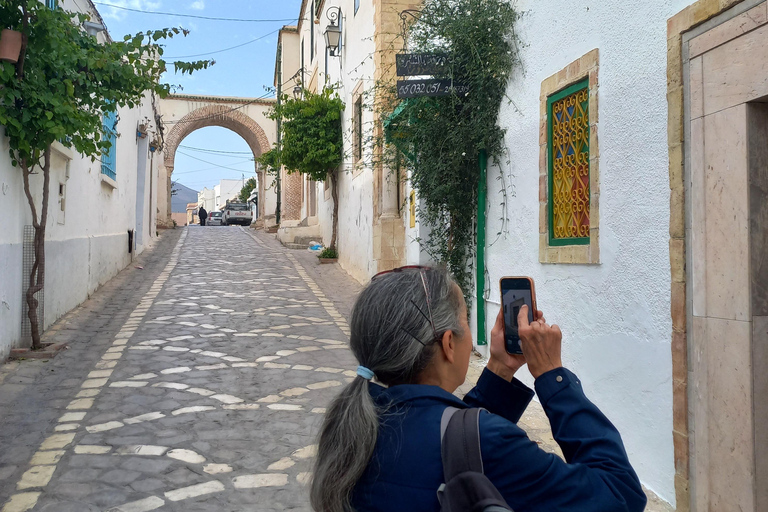 Túnis: aldeias berberes Tekrouna e Zriba Alia fora do tempoTúnis: aldeias berberes de Tekrouna e Zriba Alia fora do tempo