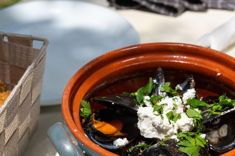 Greek Cooking Class with a Local Chef, Wine, & Meal in Drios Drios: Greek Cooking Class with a Chef, Wine, and Meal