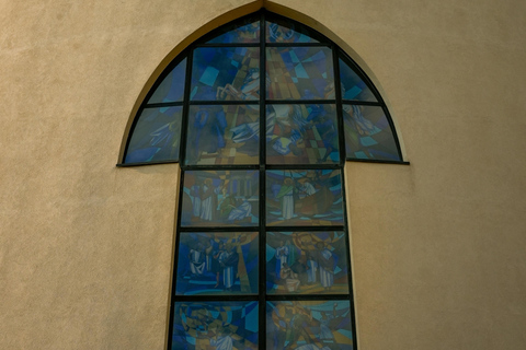 地拉那：探索共产主义时代与现代生活☕️私人观光