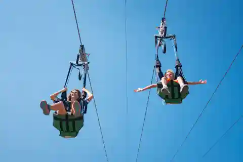 Pokhara: Sunrise ZipFlyer with Champagne Breakfast