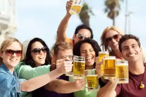 Winter Haven: Happy Hour Pub Crawl with Food Tastings