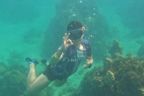 Cartagena: Excursion to the Rosario Islands and Playa Blanca with lunch