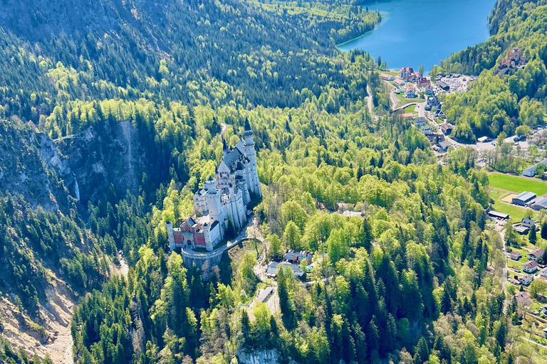 Tegelberg: Neuschwanstein Scenic Guided Photo Tour & Ticket